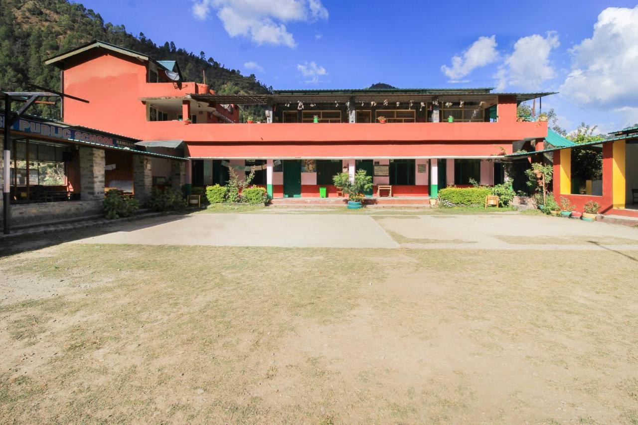 Oyo Hotel Urvashi Palace Mussoorie Ngoại thất bức ảnh